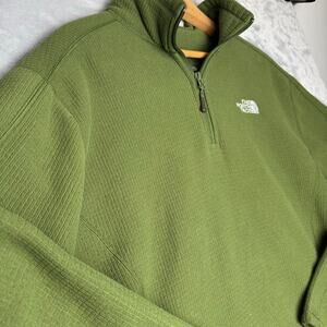 The North Face Quarter Zip Pullover Men’s Large Green Grid Fleece Jacket